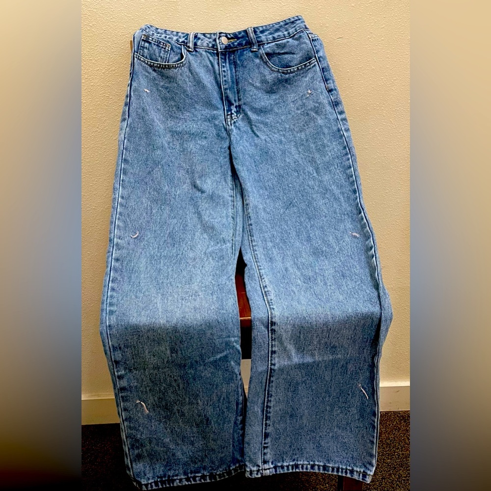 SHEIN Relaxed Fit Blue Jeans